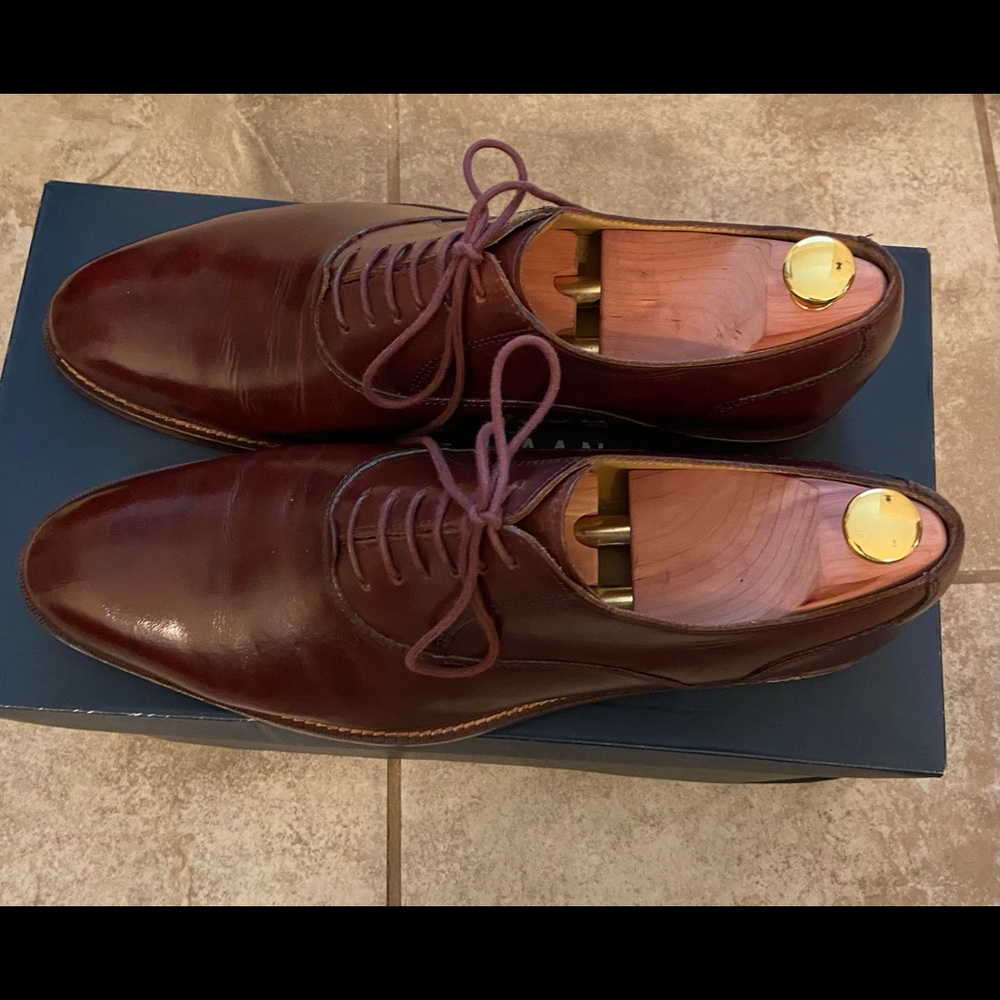 Cole Haan dress shoes